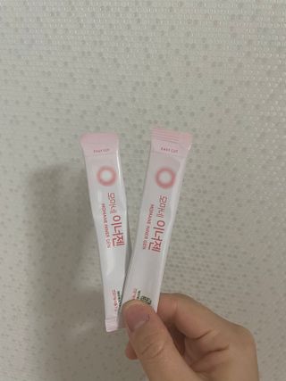 [모마네] 이너뷰티 히알루론산 비오틴 코큐텐 저분자피쉬콜라겐 - 3 g 30포 ★석류맛 — 5점을 준 리뷰어가 2021년 12월 올린 사용 사진