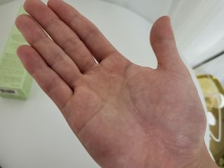 스킨큐어 산다화 순한 클렌징 동백 오일 200ml — 5점을 준 리뷰어가 2023년 4월 올린 사용 사진