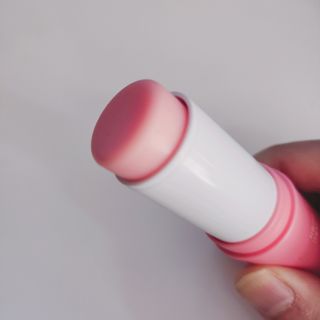 스킨큐어 산다화 카멜리아 안티 링클 멀티밤 — 4.5점을 준 리뷰어가 2022년 10월 올린 사용 사진