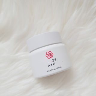 AYU25[아유트웬티파이브]다마스크로즈워터 베이스 천연 수분 촉촉 크림 — 5점을 준 리뷰어가 2021년 2월 올린 사용 사진