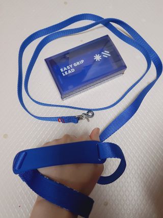 베이컨박스 [BACON] 고아웃클럽 이지그립 리드줄, 목줄 세트-BLUE — 4점을 준 리뷰어가 2021년 6월 올린 사용 사진