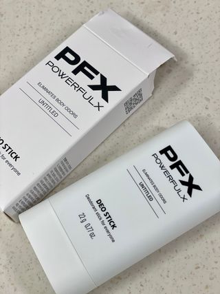 파워풀엑스 나우 / PFX 데오스틱 (언타이틀드 / 블루밍모멘트 / 젠틀브리즈) 1차 [언타이틀드] — 4점을 준 리뷰어가 2024년 6월 올린 사용 사진