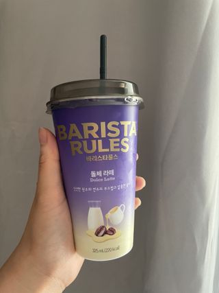 바리스타룰스 돌체 라떼 — 3.5점을 준 리뷰어가 2023년 4월 올린 사용 사진