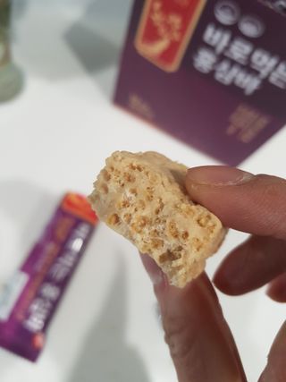 씨알푸드 건강기능식품 6년근 홍삼 함유, 바로먹는 홍삼바 30g 12개입 — 4점을 준 리뷰어가 2022년 3월 올린 사용 사진