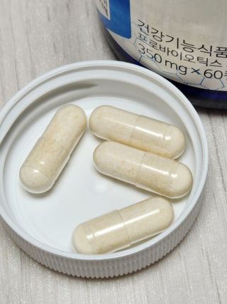 닥터피엔티 [Dr.PNT] 프로바이오틱스 컴플리트 캡슐 / 2개월분 — 4.5점을 준 리뷰어가 2023년 1월 올린 사용 사진