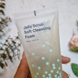 닥터에프파이브 젤리스크럽 소프트 클렌징폼 120ml — 5점을 준 리뷰어가 2022년 5월 올린 사용 사진