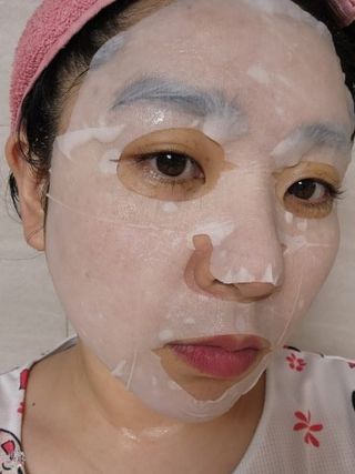세뚜아(Cettua) [세뚜아] 타임리스 바이탈 페이셜 마스크팩  Cettua Timeless  Vital Mask 5매 — 4점을 준 리뷰어가 2024년 5월 올린 사용 사진