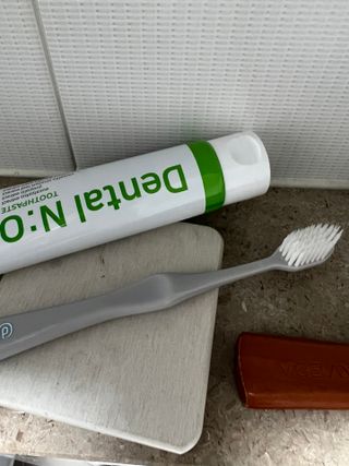 프리마인 유해균 뿐만 아니라 유익균까지 씻어내는 치약은 그만, 건강한 구강환경을 만드는 덴탈엔오 — 4.5점을 준 리뷰어가 2022년 1월 올린 사용 사진