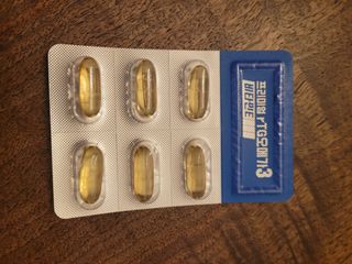 체인미 프리미엄 rTG 오메가3 비타민E 850mg x 30캡슐 — 3.5점을 준 리뷰어가 2021년 11월 올린 사용 사진