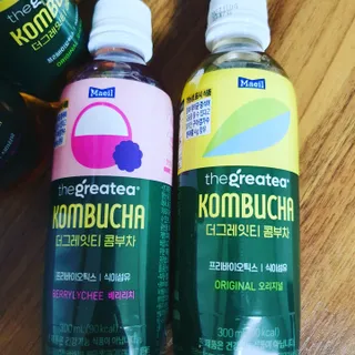 더그레잇티 콤부차 300ml *12개입 (오리지널 6개+베리리치 6개) — 5점을 준 리뷰어가 2022년 7월 올린 사용 사진