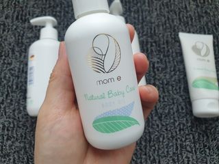 mom e 맘이 내추럴 베이비 케어 샴푸앤바스+로션 — 5점을 준 리뷰어가 2021년 1월 올린 사용 사진