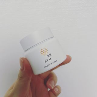 AYU25[아유트웬티파이브]다마스크로즈워터 베이스 천연 수분 촉촉 크림 — 5점을 준 리뷰어가 2021년 3월 올린 사용 사진