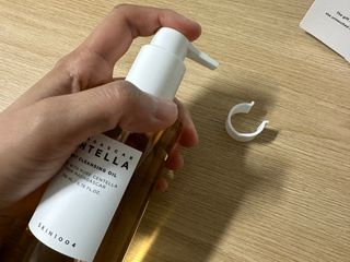 스킨1004 [SKIN1004] 마다가스카르 센텔라 라이트 클렌징 오일 200ml — 5점을 준 리뷰어가 2024년 8월 올린 사용 사진