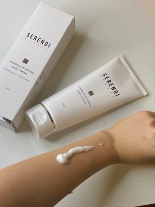세렌디뷰티 퓨어델라 부스팅 바디크림 — 5점을 준 리뷰어가 2021년 7월 올린 사용 사진
