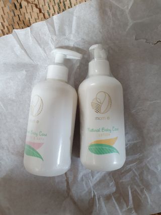 mom e 맘이 내추럴 베이비 케어 샴푸앤바스+로션 — 1점을 준 리뷰어가 2021년 1월 올린 사용 사진