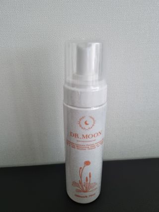 MF프리 [닥터문] 유산균 락토케어 질경초 여성청결제 200ml (폼타입) — 5점을 준 리뷰어가 2022년 7월 올린 사용 사진