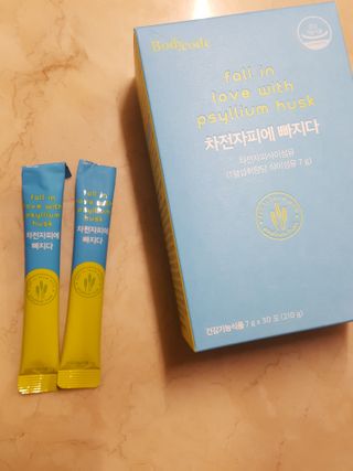 메디포스트 모비타 바디코드 식이섬유 차전자피에 빠지다 30포 — 4.5점을 준 리뷰어가 2022년 12월 올린 사용 사진
