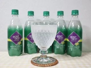 몽베스트 Montbest with Sparkling water Lemon OR Lime 20병(랜덤) — 5점을 준 리뷰어가 2022년 11월 올린 사용 사진