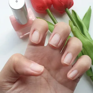 젤리핏 피치리페어 10ml 피치 컬러영양제 효과있는 손톱강화제 — 4점을 준 리뷰어가 2022년 7월 올린 사용 사진