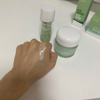 김정문알로에 큐어 큐어 알로에 리프레쉬 젤리 세럼, 큐어 알로에 하이드로 젤리 크림 — 5점을 준 리뷰어가 2021년 2월 올린 사용 사진