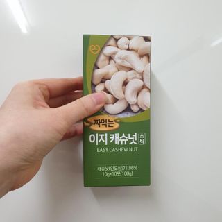 짜먹는 이지견과 짜먹는 이지아몬드, 짜먹는 이지허니피넛, 짜먹는 이지캐슈넛 각 10g X  10포 — 4.5점을 준 리뷰어가 2021년 2월 올린 사용 사진