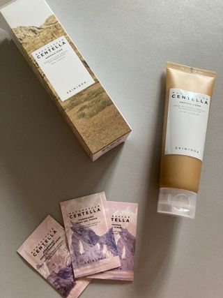 스킨1004 [SKIN1004] 마다가스카르 센텔라 앰플 폼 125ml — 4점을 준 리뷰어가 2024년 8월 올린 사용 사진
