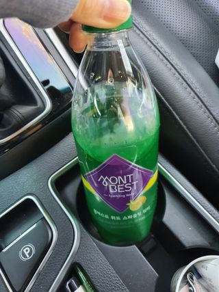 몽베스트 Montbest with Sparkling water Lemon OR Lime 20병(랜덤) — 5점을 준 리뷰어가 2021년 10월 올린 사용 사진
