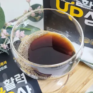 [이뮤니티플러스] 최고급녹용과 국내산 6년근 홍삼으로 활력업!!_ 활력UP삼 30포 1box — 5점을 준 리뷰어가 2022년 6월 올린 사용 사진