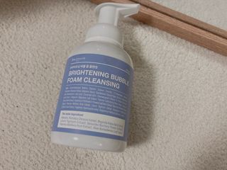약손명가코스메틱 에오스보떼 브라이트닝 버블 폼 클렌징 300ml — 5점을 준 리뷰어가 2021년 12월 올린 사용 사진