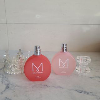 자연스러운 샴푸향이 나는 메블릭퍼퓸 케라 50ml +상큼달달한 라즈베리향이 나는 메블릭퍼퓸 라즈베리 50ml — 5점을 준 리뷰어가 2022년 9월 올린 사용 사진