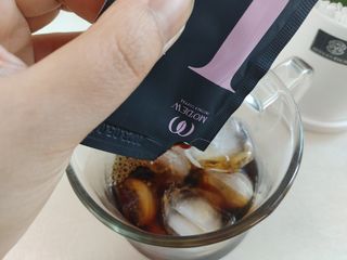 MO'DEW 모듀 이니셜 더치커피 20매(6종원두랜덤) — 5점을 준 리뷰어가 2023년 5월 올린 사용 사진