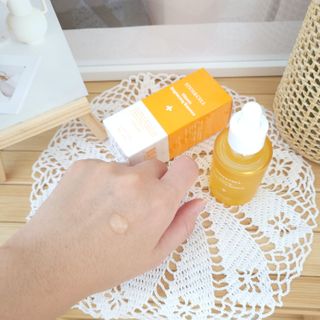 체르엠 스템앤셀 비타민 브라이트닝 에센스 30ml 1개 — 5점을 준 리뷰어가 2021년 9월 올린 사용 사진