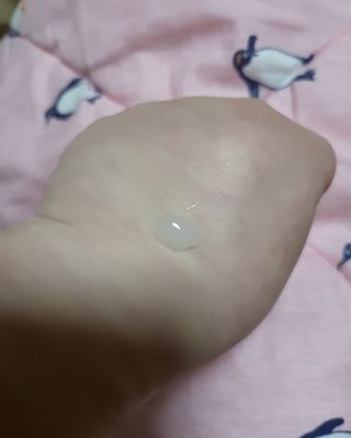 오투에니원 화이트 스완 갈락토미세스 비타민 C 워터 슬리핑 마스크 — 5점을 준 리뷰어가 2022년 12월 올린 사용 사진
