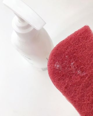에티튜드 천연 젖병세정제 무향 700ml 1종 주방세제 EWG올그린 순한 비건 세제 — 5점을 준 리뷰어가 2022년 8월 올린 사용 사진