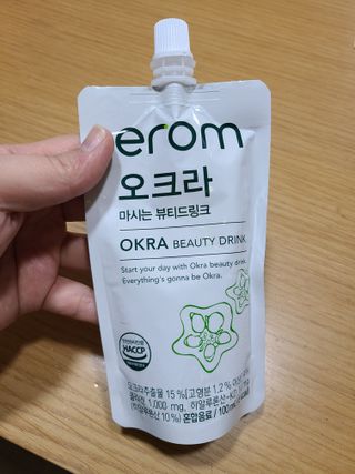 [이롬] 오크라 마시는 뷰티드링크 100mL x 20입 — 4점을 준 리뷰어가 2022년 7월 올린 사용 사진