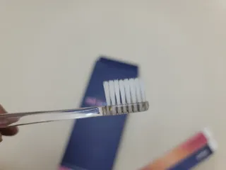 에브리모먼트 에브리 모먼트 칫솔 Every moment toothbrush — 5점을 준 리뷰어가 2022년 5월 올린 사용 사진
