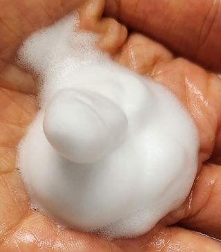 비프리코스메틱 허니 스킨 클렌징폼 150ml — 5점을 준 리뷰어가 2023년 2월 올린 사용 사진