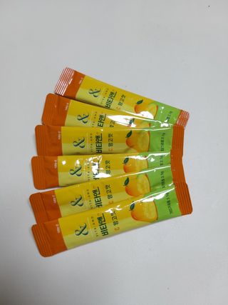 비타앤C 레몬맛, 망고맛 — 5점을 준 리뷰어가 2021년 7월 올린 사용 사진