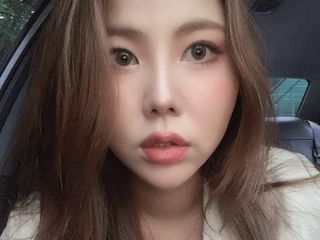 브에노 파리퀸 윌 페이스 오일 — 4.5점을 준 리뷰어가 2021년 7월 올린 사용 사진
