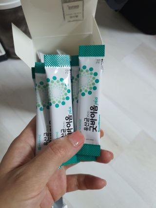 프리마인 유산균 국가지정연구소 선정, 살아있는 생유산균 200억 마리의 힘. 유산균n굿바이옴플러스 — 5점을 준 리뷰어가 2021년 9월 올린 사용 사진