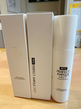 리생 [Re생] 퍼팩트 앰플 이중 기능성 미스트 100ml  피부미백 주름개선 = 총 2개 200ml 증정 — 3.5점을 준 리뷰어가 2021년 9월 올린 사용 사진