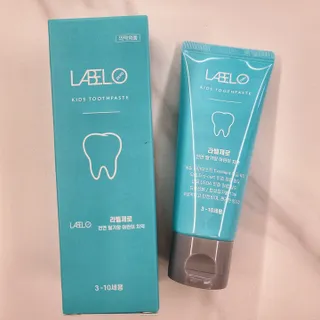 치과에서 쓰는 치약 _ 라벨제로 저불소 꼬마, 키즈, 유아, 베이비, 주니어 안전한 어린이치약 — 5점을 준 리뷰어가 2022년 12월 올린 사용 사진