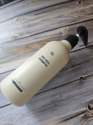 패스트힐(fast heal) 패스트힐 탈모증상완화샴푸 470ml — 5점을 준 리뷰어가 2023년 9월 올린 사용 사진