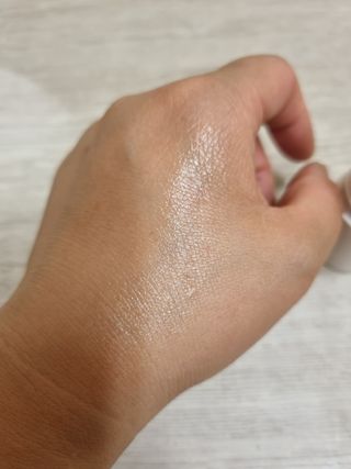 [트윙클라] 안티멜라 수딩 워터밤+안티링클 샤이닝 멀티밤 — 5점을 준 리뷰어가 2022년 6월 올린 사용 사진