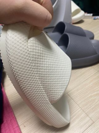 창신리빙 [프랑코 EVA 항균 거실화] 똑똑한 정리 수납 — 4점을 준 리뷰어가 2021년 2월 올린 사용 사진