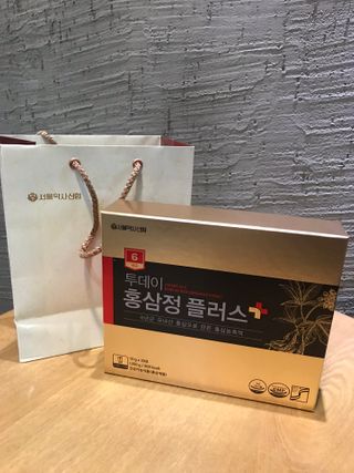 서울약사신협_투데이홍삼정플러스스틱_10g x 30포 — 5점을 준 리뷰어가 2021년 2월 올린 사용 사진