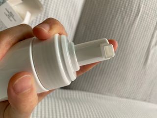 블룸비 거품 두피 샴푸 — 4.5점을 준 리뷰어가 2022년 9월 올린 사용 사진