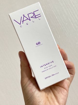 바르셀 톤업 무기자차 자외선차단제 순한 선크림 인텐시브 선 젠 50ml — 4점을 준 리뷰어가 2021년 11월 올린 사용 사진