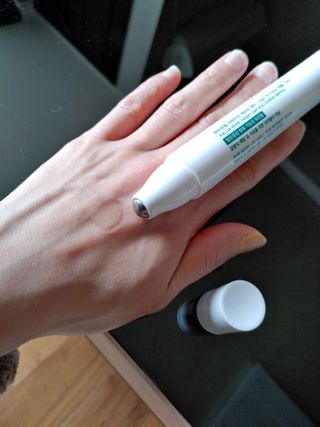 바이브랩 [탈모증상완화] 헤어라인 눈썹 두피앰플 — 5점을 준 리뷰어가 2022년 3월 올린 사용 사진