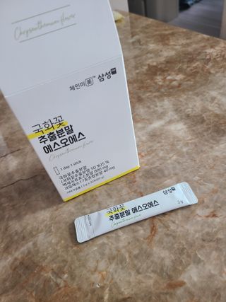 체인미 국화꽃 추출분말 에스오에스 곡류효소 과일채소 17종 혼합 분말 스틱 — 5점을 준 리뷰어가 2021년 11월 올린 사용 사진